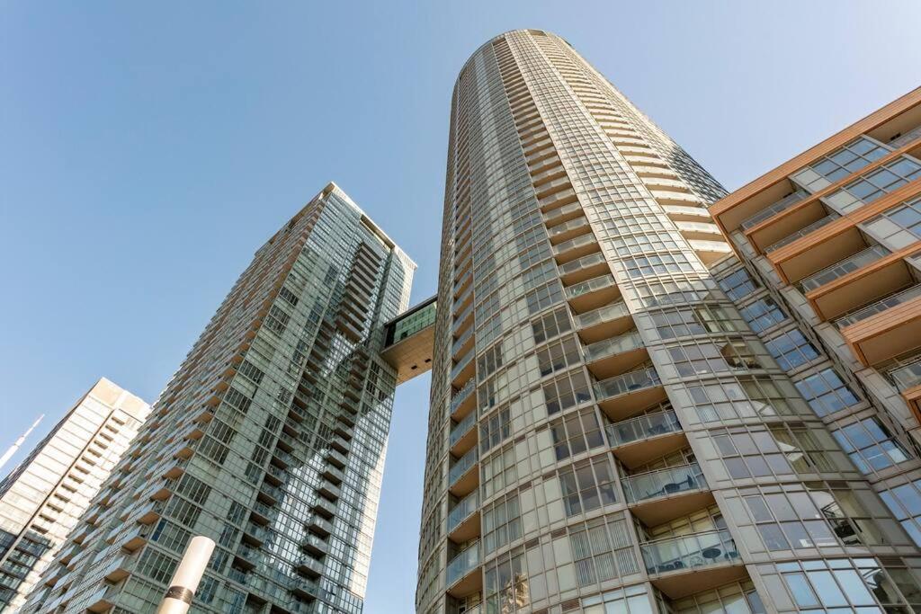 Luxury Downtown Lakeview & City View Condo Toronto Dış mekan fotoğraf