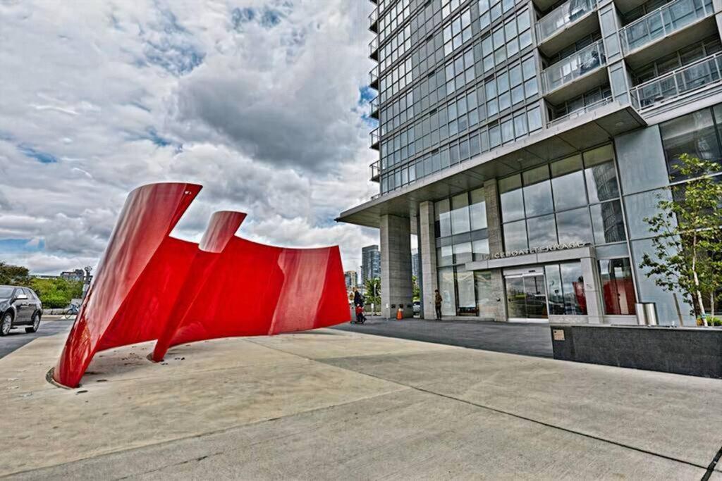 Luxury Downtown Lakeview & City View Condo Toronto Dış mekan fotoğraf