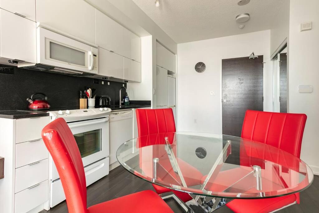 Luxury Downtown Lakeview & City View Condo Toronto Dış mekan fotoğraf