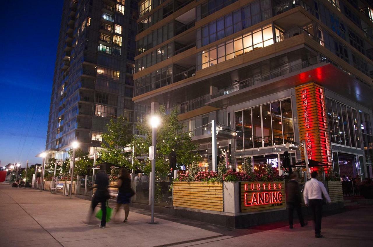Luxury Downtown Lakeview & City View Condo Toronto Dış mekan fotoğraf