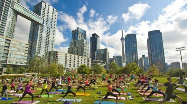 Luxury Downtown Lakeview & City View Condo Toronto Dış mekan fotoğraf